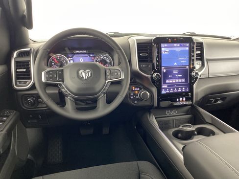 New 2026 RAM 1500 Big Horn AWD/4WD image 17