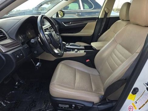 Used 2017 Lexus GS 350 image 2