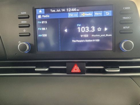 Used 2025 Hyundai Elantra SE w/ Cargo Package FWD image 25