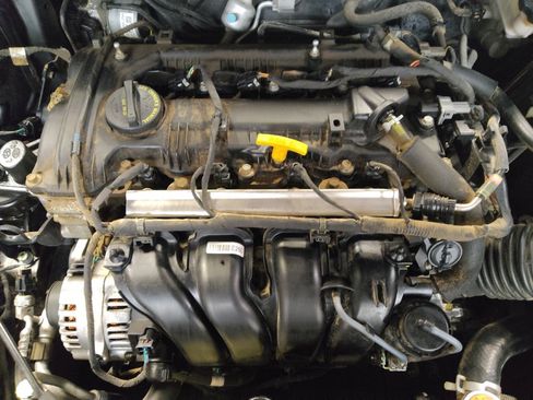 Used 2016 Hyundai Elantra SE FWD image 30