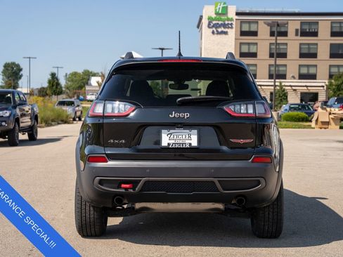 Used 2020 Jeep Cherokee Trailhawk w/ Cold Weather Group image 6