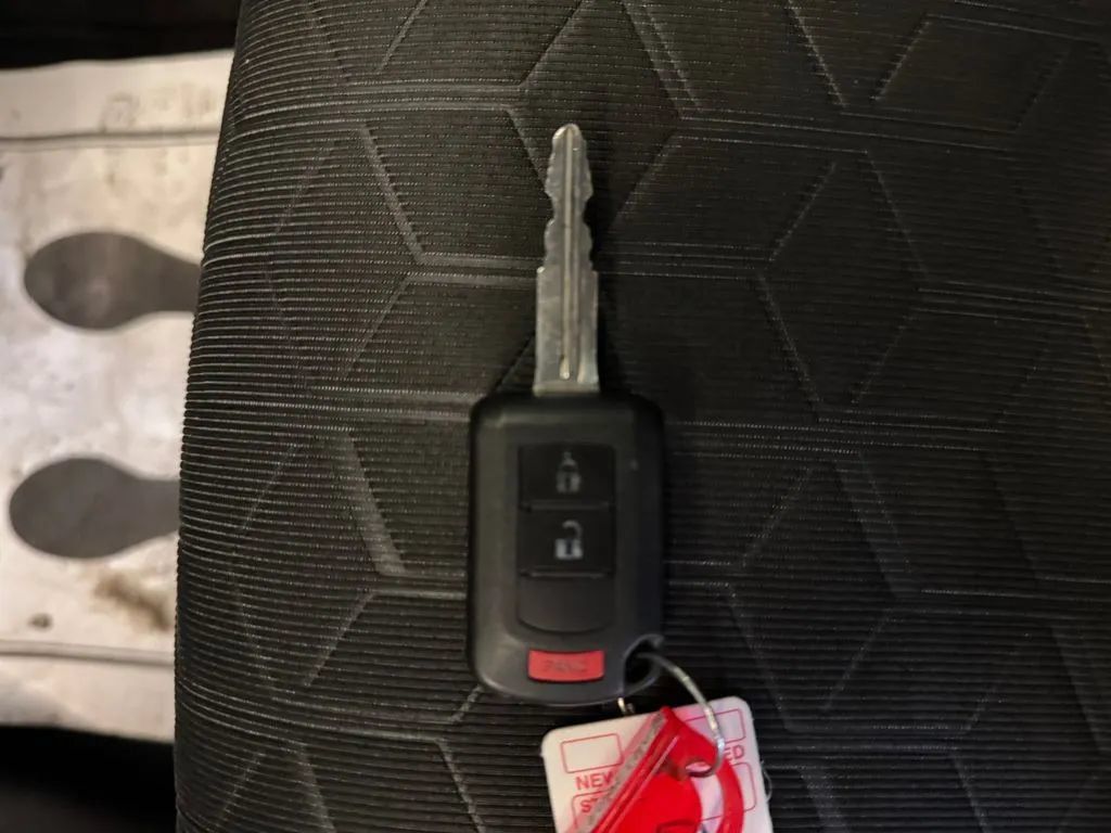 Used 2020 Mitsubishi Outlander Sport ES AWD/4WD image 17