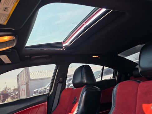 Used 2017 Dodge Charger R/T Scat Pack w/ Beats Audio Group image 19