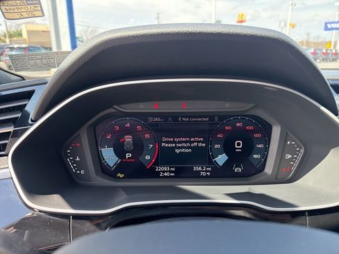 Used 2025 Audi Q3 2.0T Premium image 22