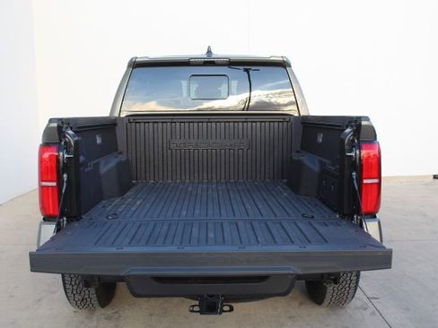 Used 2025 Toyota Tacoma TRD Off-Road w/ TRD Off Road Upgrade Package image 9