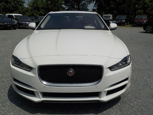 Used 2017 Jaguar XE Prestige AWD/4WD image 8