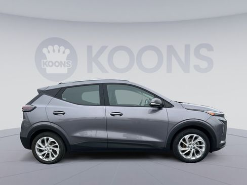 Used 2023 Chevrolet Bolt EUV LT image 8