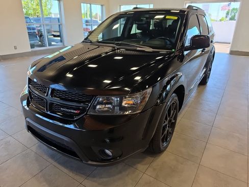 Used 2019 Dodge Journey GT w/ Blacktop Package AWD/4WD image 2