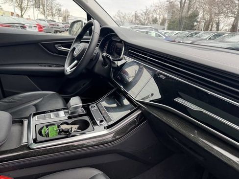 Used 2023 Audi Q7 3.0T Premium Plus w/ Premium Plus Package image 28