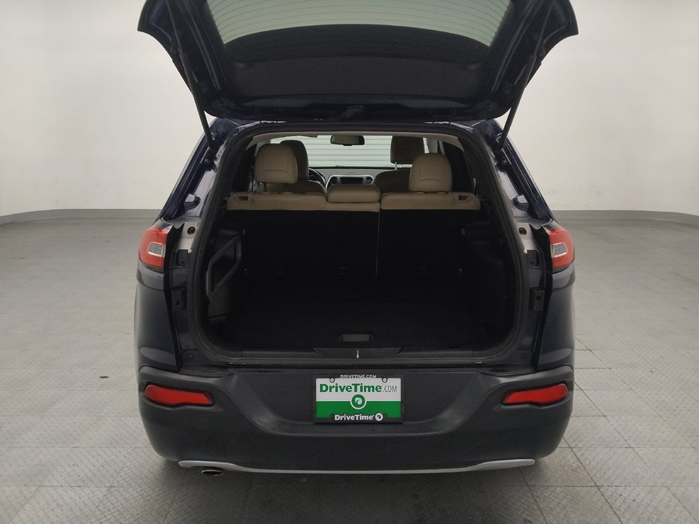Used 2016 Jeep Cherokee Limited FWD image 29