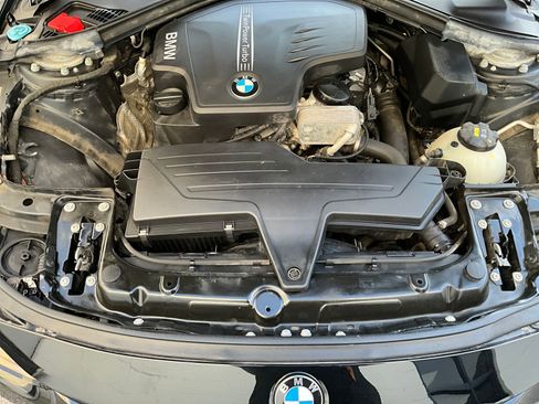 Used 2017 BMW 320i xDrive 320i xDrive image 16