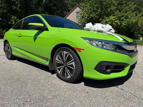 Used 2017 Honda Civic EX-T image 1