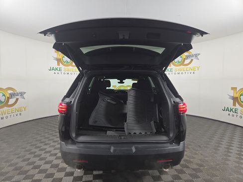 Certified 2023 Chevrolet Traverse LT image 32