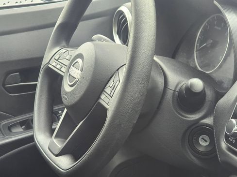 Used 2025 Nissan Versa S w/ Trunk Package FWD image 17