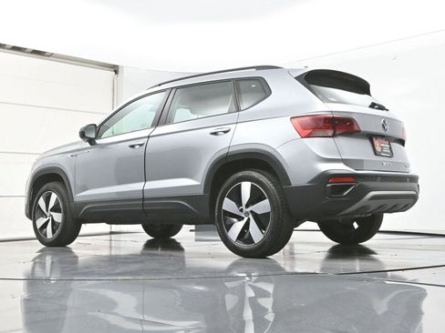 Used 2024 Volkswagen Taos S image 30