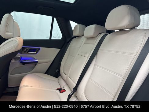 Used 2026 Mercedes-Benz GLC 300 image 16