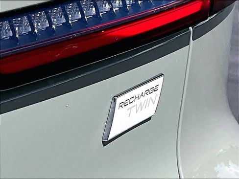 Used 2023 Volvo C40 P8 Recharge Ultimate AWD/4WD image 10
