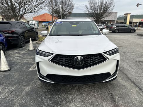 Certified 2025 Acura MDX SH-AWD w/ Technology Package image 3