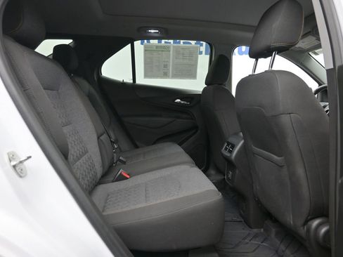Used 2022 Chevrolet Equinox LT image 9