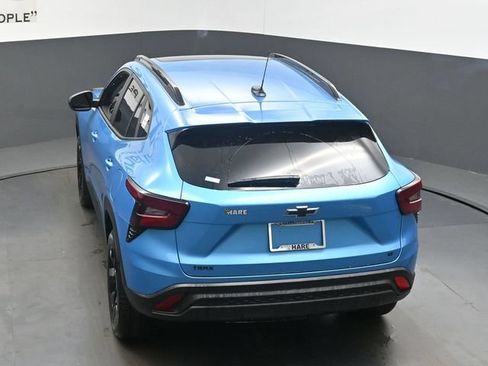 New 2026 Chevrolet Trax LT w/ Sunroof Package FWD image 35