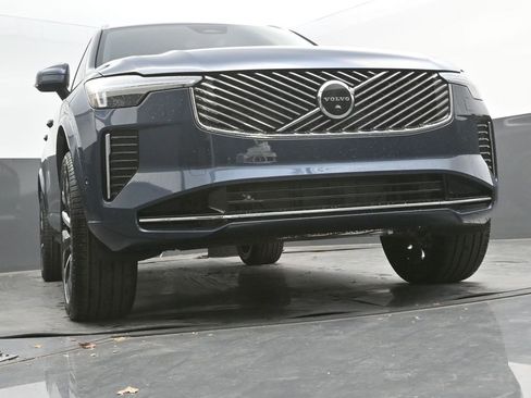 New 2026 Volvo XC90 B5 Ultra image 23