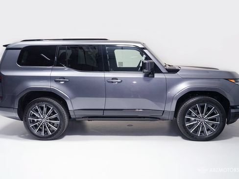 Used 2026 Lexus GX 550 AWD/4WD image 3