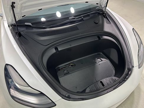 Used 2020 Tesla Model 3 Long Range AWD/4WD image 3
