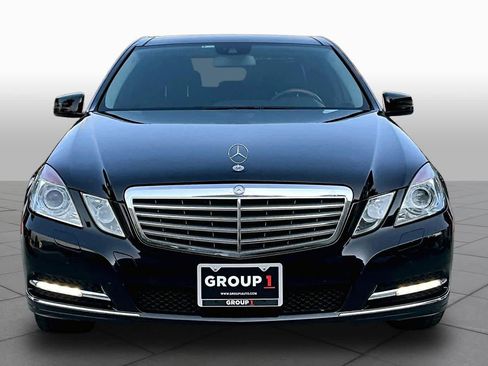 Used 2011 Mercedes-Benz E 350 4MATIC Sedan image 3
