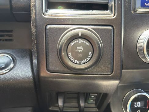 Used 2020 Ford Expedition Max Limited w/ Equipment Group 301A AWD/4WD image 18