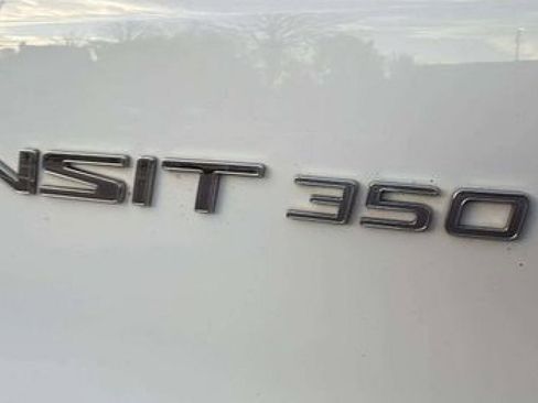 Used 2023 Ford Transit 350 XLT image 21