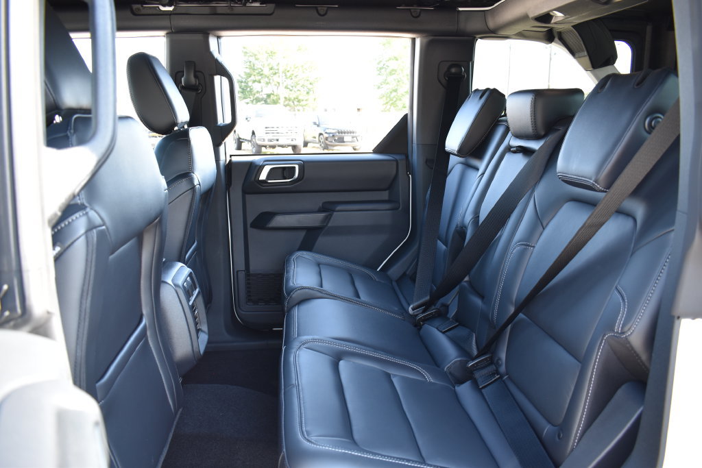 New 2026 Ford Bronco Outer Banks w/ Sasquatch Package AWD/4WD image 28