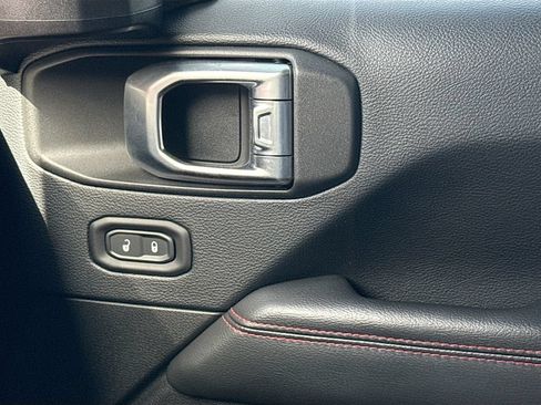 Used 2018 Jeep Wrangler Unlimited Rubicon AWD/4WD image 22