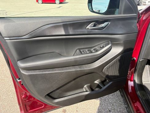 New 2025 Jeep Grand Cherokee L Laredo AWD/4WD image 9