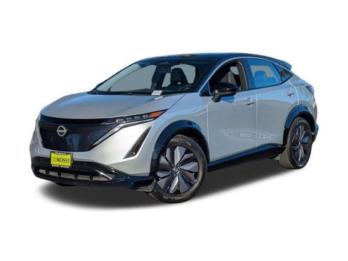 Used 2023 Nissan Ariya FWD image 1