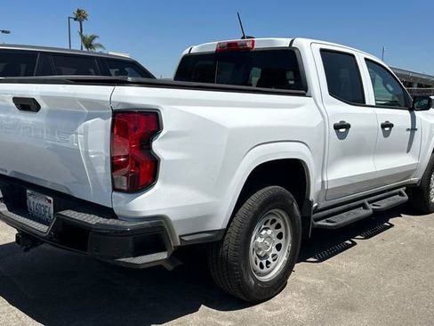Used 2025 Chevrolet Colorado W/T w/ Advanced Trailering Package RWD image 5