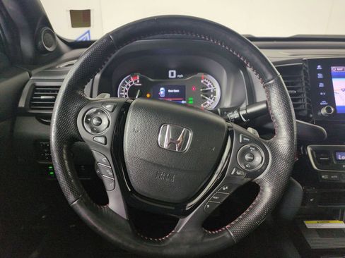Certified 2023 Honda Ridgeline Black Edition image 18