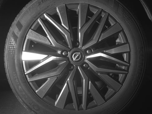 Used 2025 Nissan Altima 2.5 SV image 15