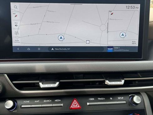 Used 2025 Hyundai Sonata Limited FWD image 26
