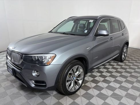 Used 2016 BMW X3 xDrive28i AWD/4WD image 3