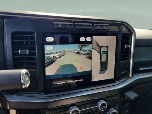 Used 2024 Ford F250 Lariat w/ Sport Appearance Package image 19