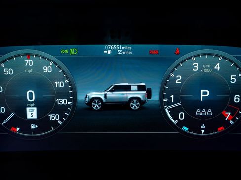 Used 2022 Land Rover Defender 90 S AWD/4WD image 36