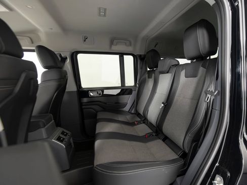 Used 2024 INEOS Grenadier AWD/4WD image 38