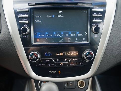 Used 2018 Nissan Murano SL image 20