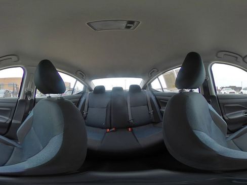 Used 2025 Nissan Versa SV image 41