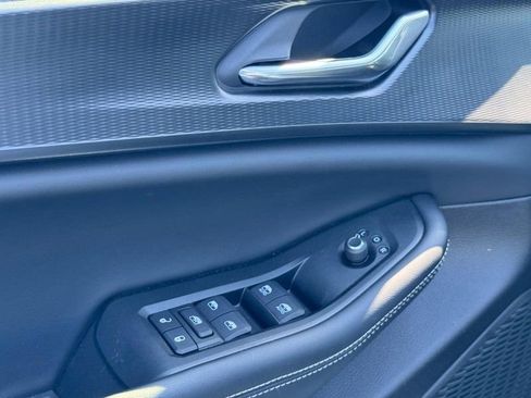 New 2025 Jeep Grand Cherokee L Altitude AWD/4WD image 12