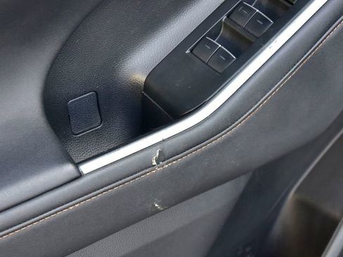 Used 2023 Toyota Highlander Bronze Edition image 13