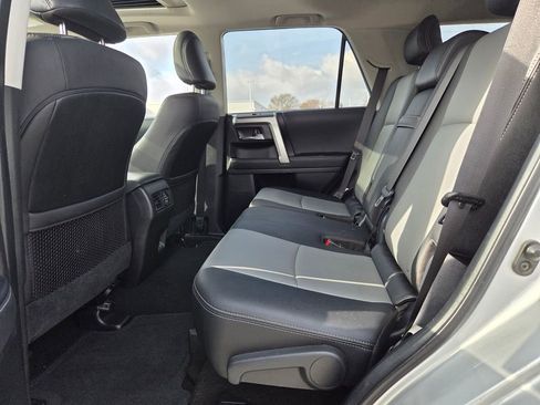 Used 2020 Toyota 4Runner SR5 Premium w/ Moonroof Package image 8