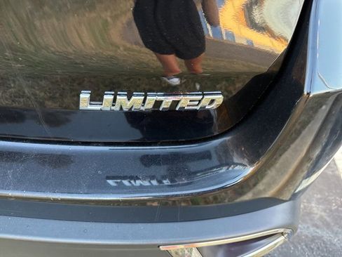 Used 2018 Toyota Highlander Limited image 13