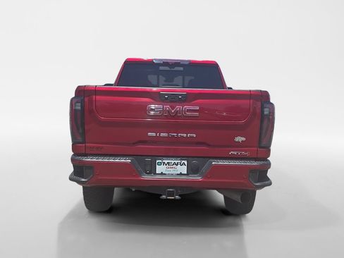 Used 2024 GMC Sierra 2500 AT4 w/ AT4 Premium Plus Package AWD/4WD image 5