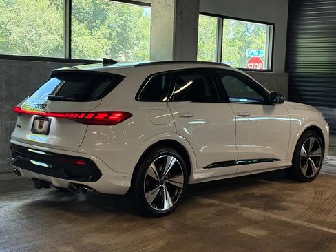 New 2026 Audi SQ5 Premium Plus AWD/4WD image 9